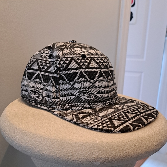 H&M hat - Picture 4 of 12